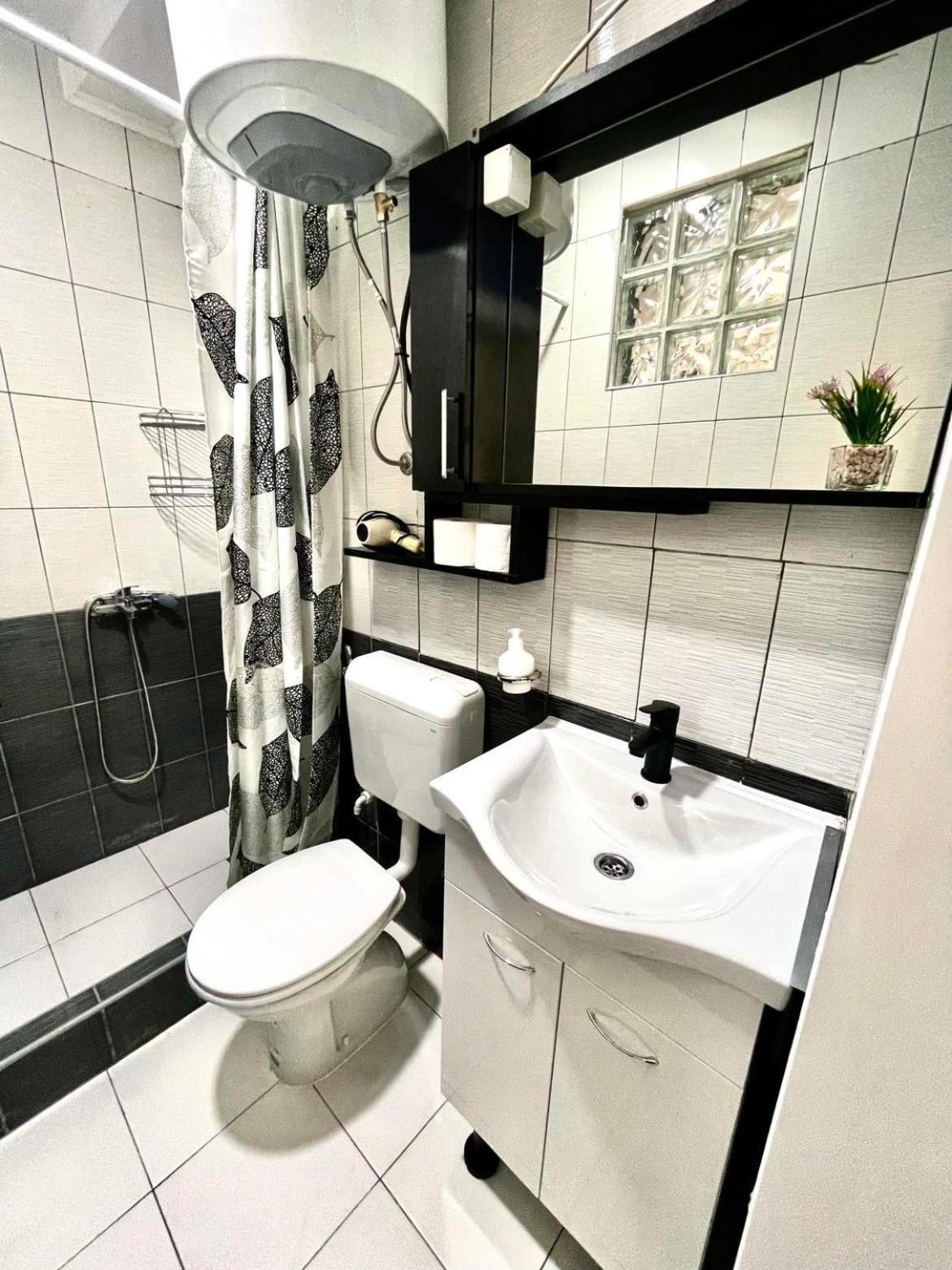 Apartment Adel モスタル エクステリア 写真