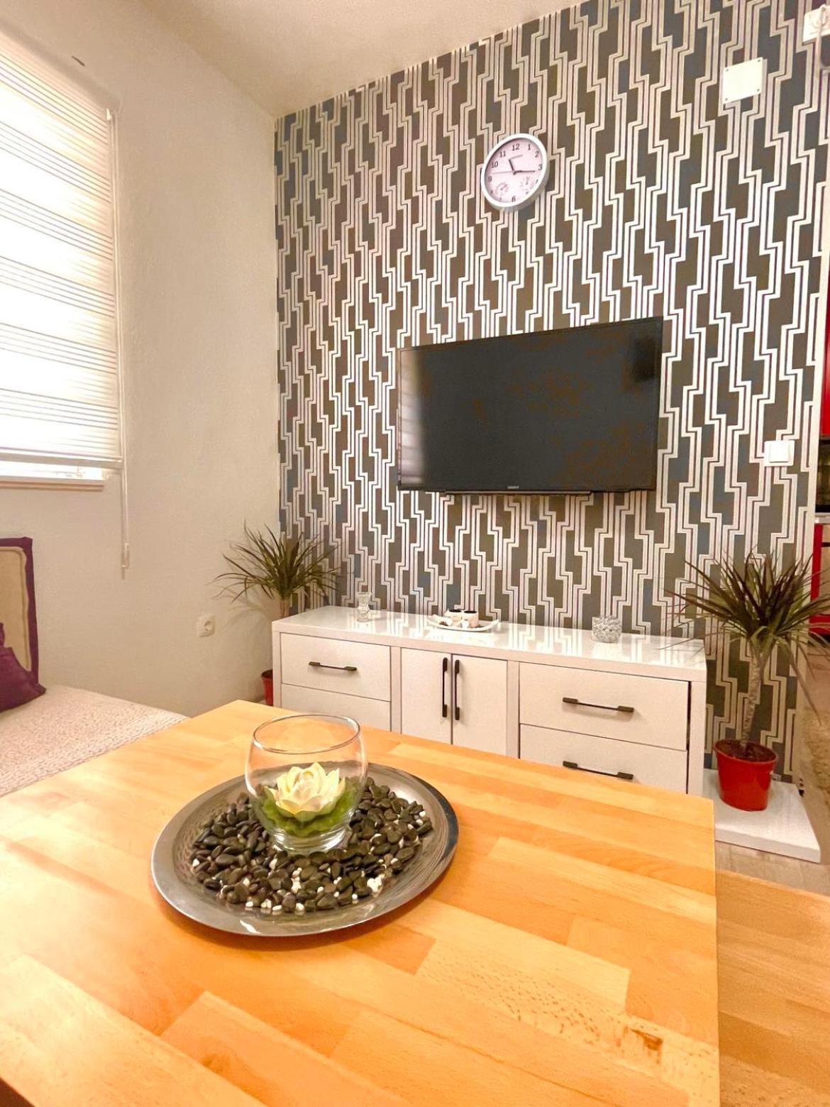 Apartment Adel モスタル エクステリア 写真